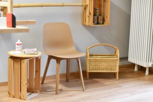 Warme Sitzecke im Hundesalon Golden in Haslach, Kinzigtal, Nähe Offenburg